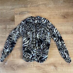 $3/15 Y2K Animal Print Long Sleeve Blouse